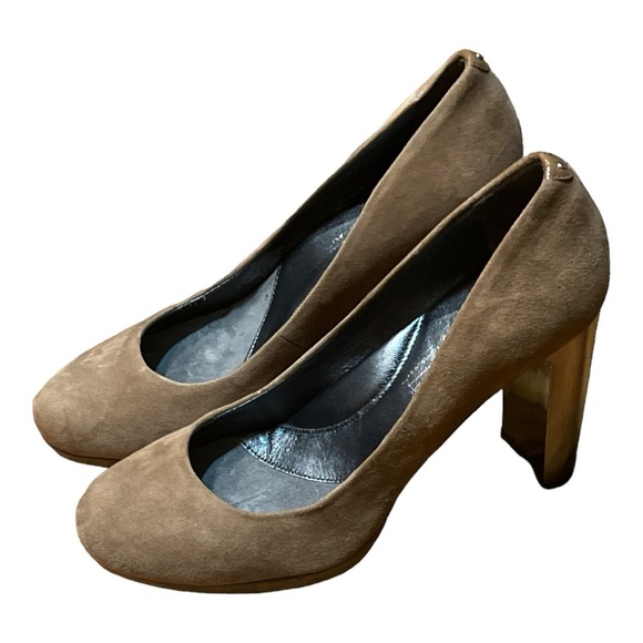 KENNETH COLE NewYork Tan Suede Heels - Picture 1 of 9